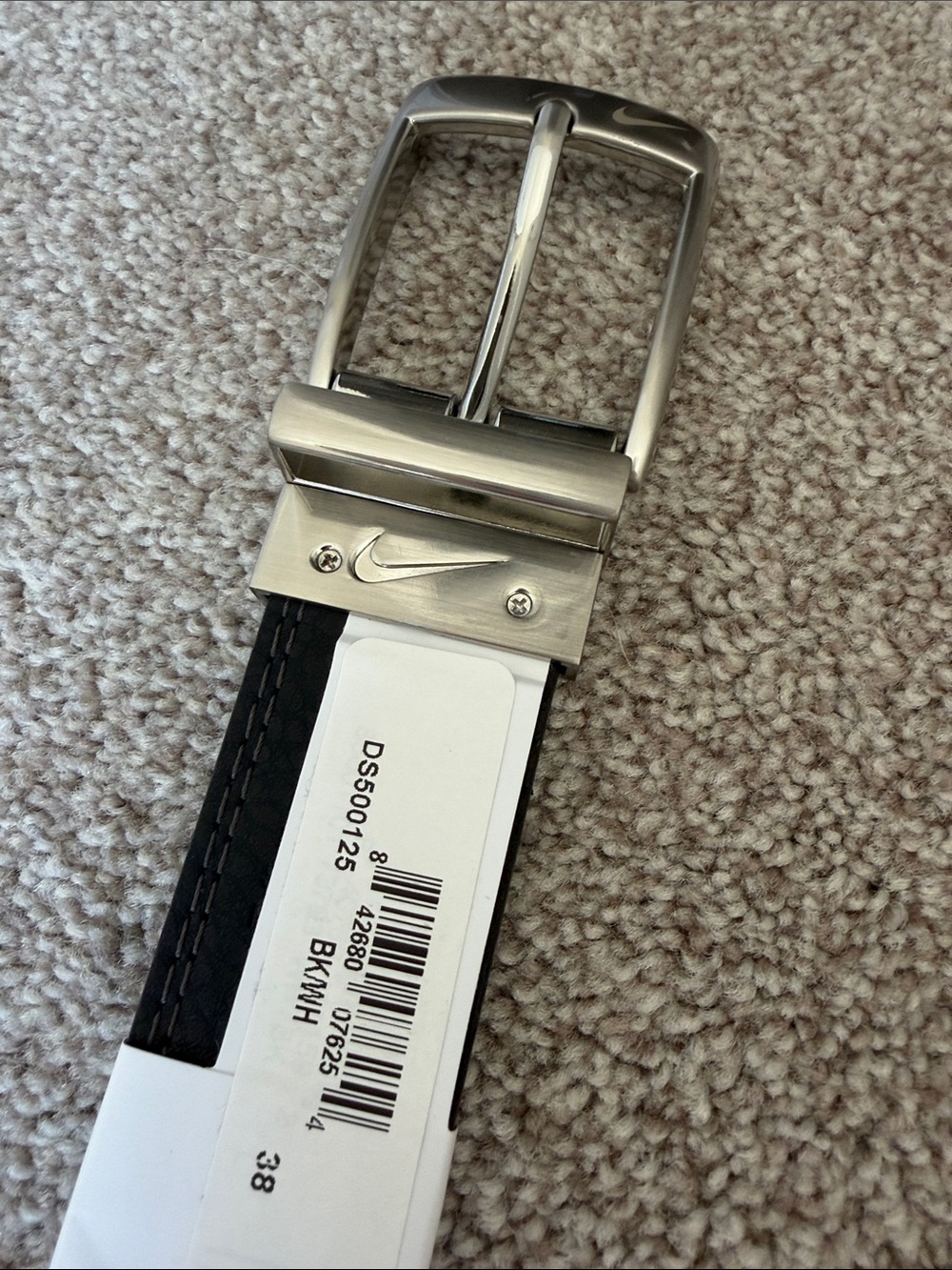 NWT Nike Reversible Belt with Silver Brushed Buckle